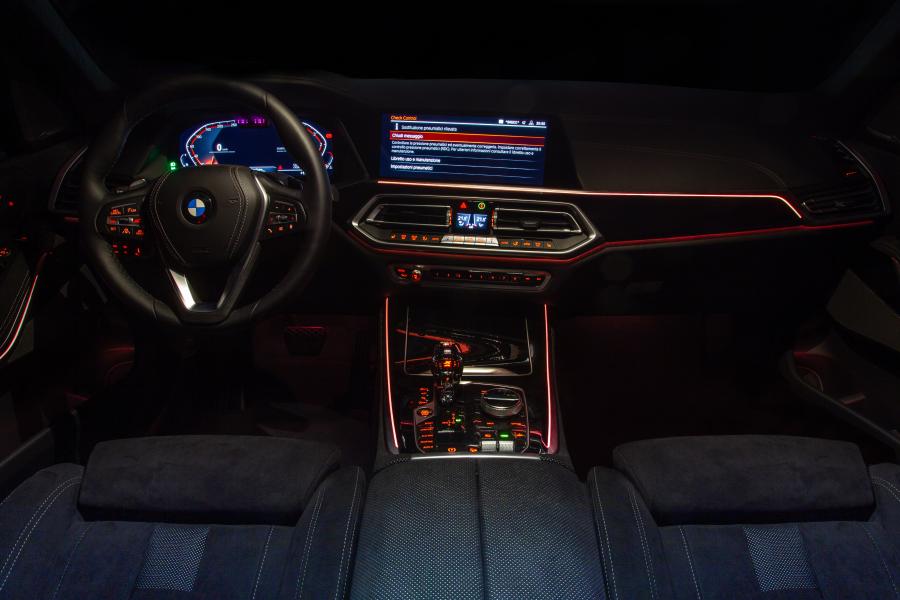 Торпедо BMW X5 xDrive30d Timeless Edition (G05) 2020 года  (IT) (фото 9 из 30)